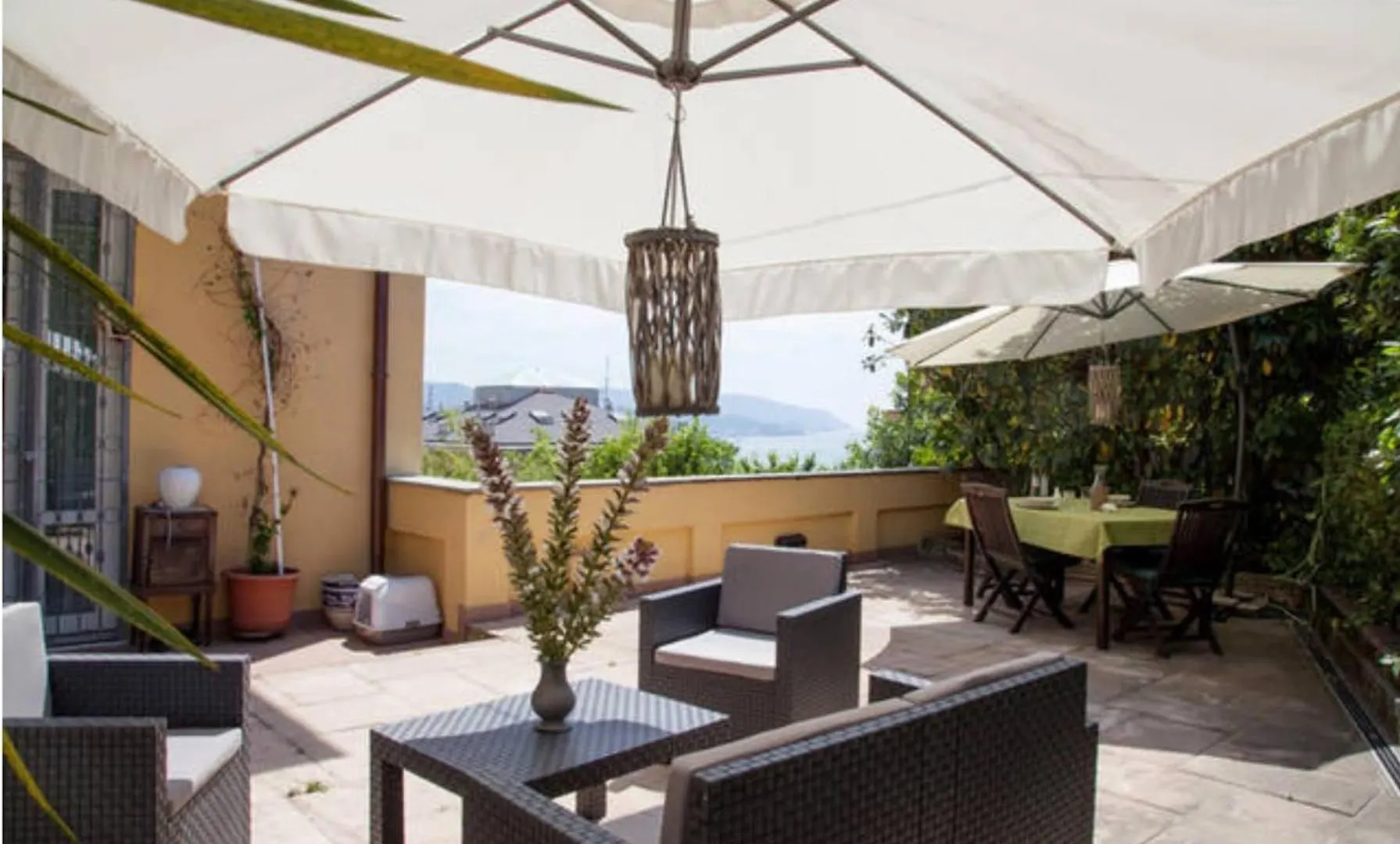 Small Luxury Bed & Breakfast La Spezia